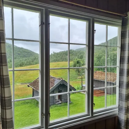 Farm stay Husky Fjellgard *